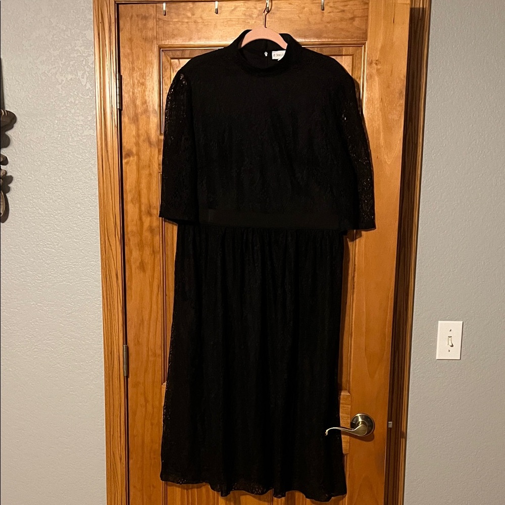 Elegant Black Lace Dress